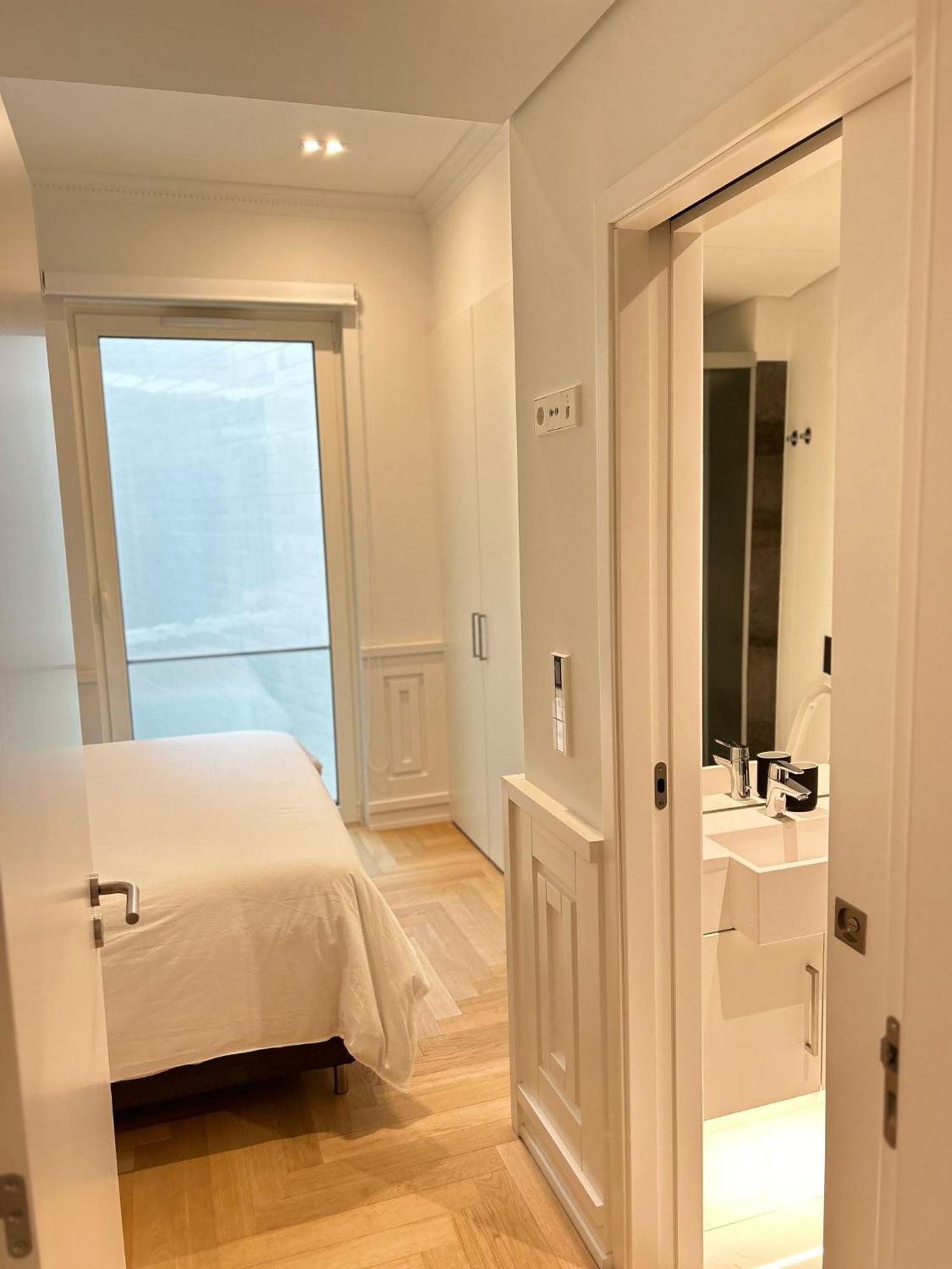 Suite In Shared House In Downtown Lisabona Exterior foto
